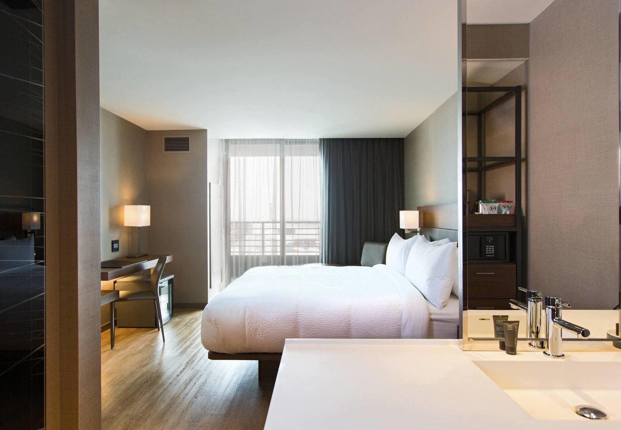 Ac Hotel Cincinnati At Liberty Center West Chester Exteriér fotografie
